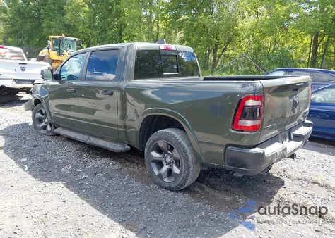 2021 Ram 1500 Big Horn 4X4 5'7 Box из США, поврежденный, VIN 1C6SRFFT6MN696415